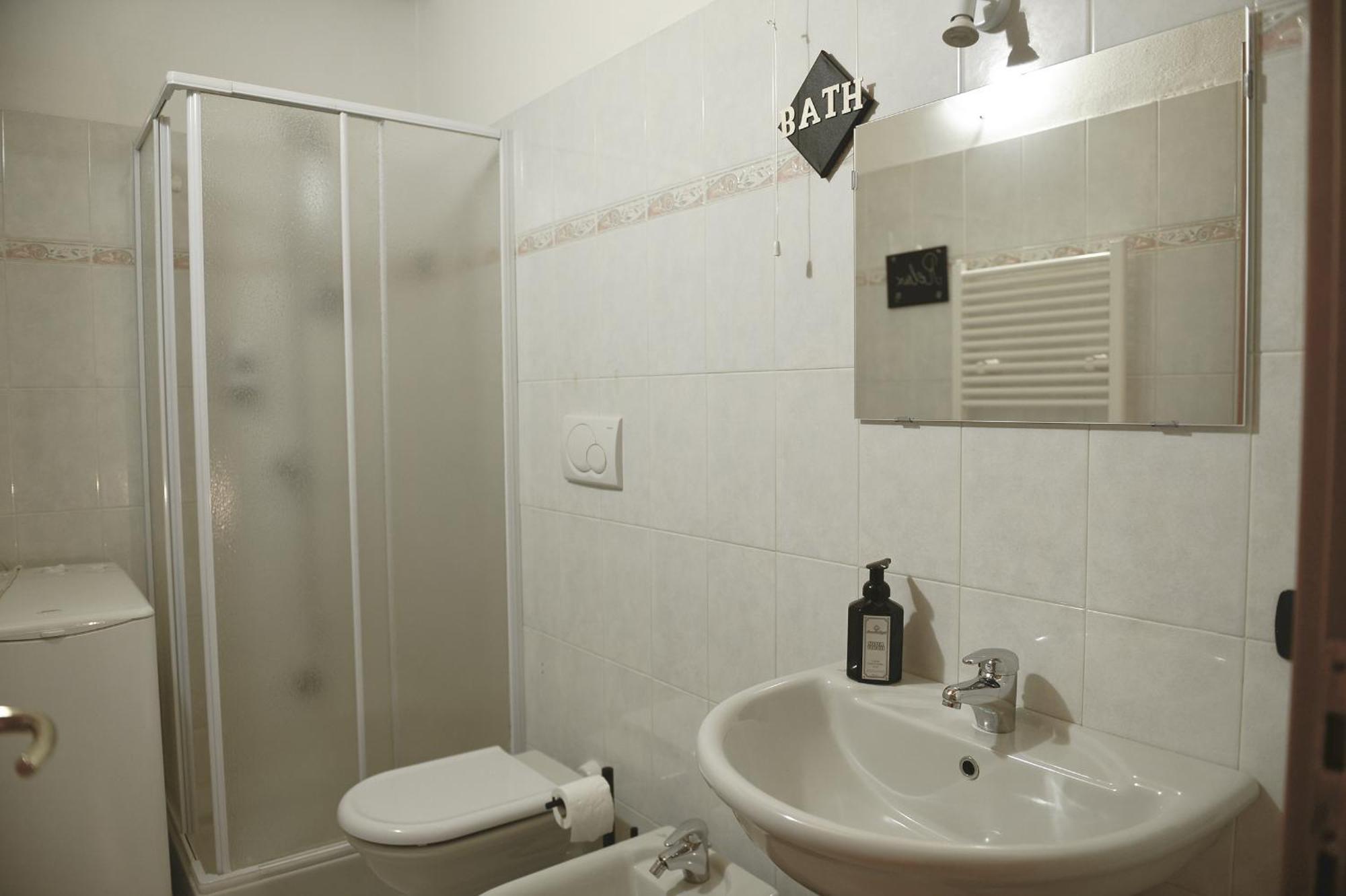 A Casa Di Sole Brovello Apartment Luaran gambar