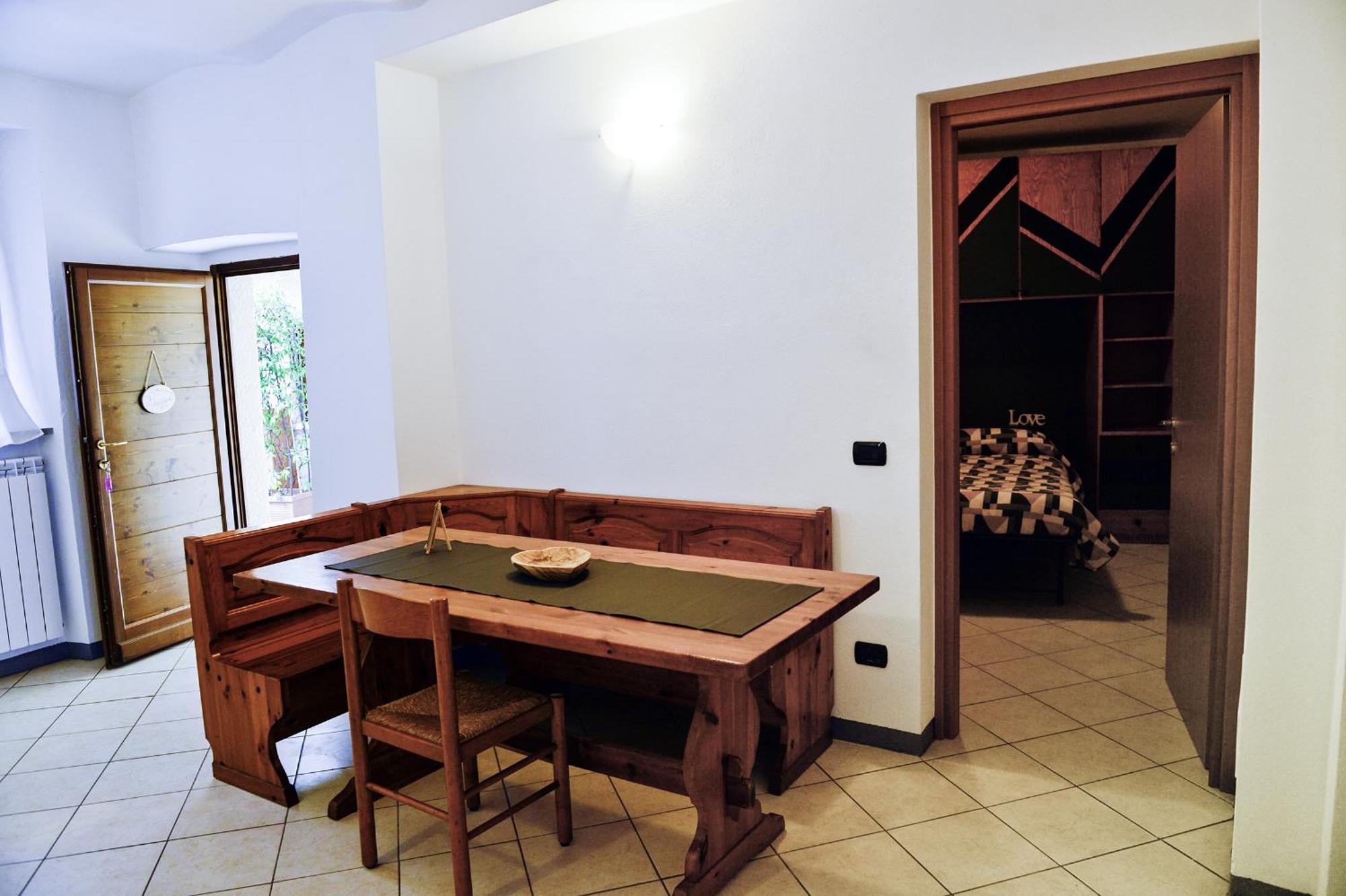 A Casa Di Sole Brovello Apartment Luaran gambar