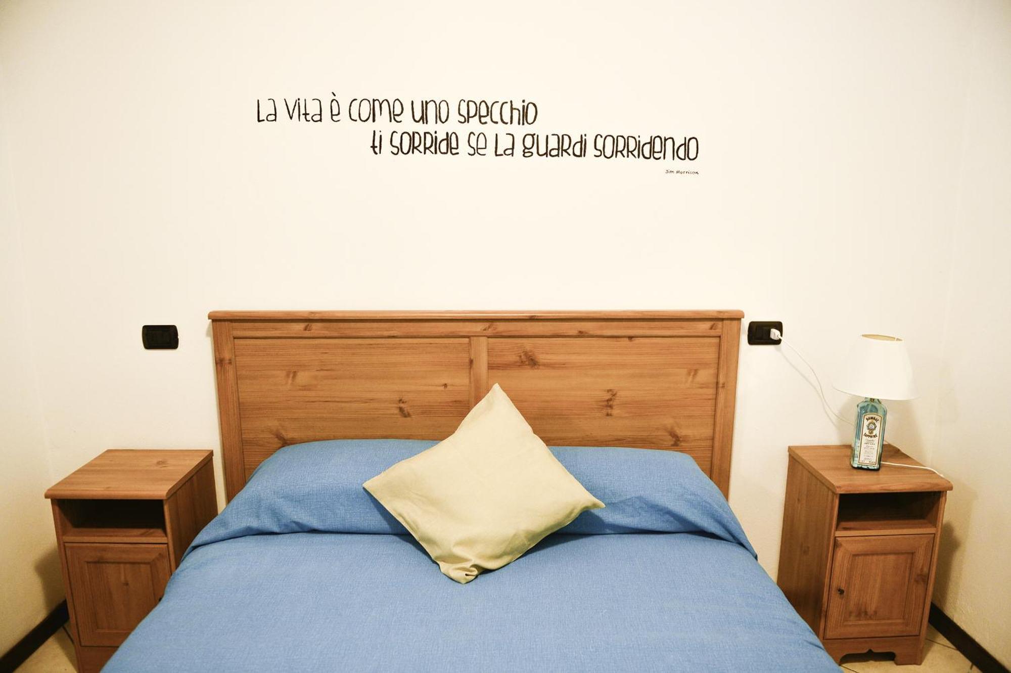 A Casa Di Sole Brovello Apartment Luaran gambar
